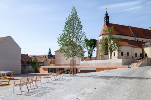 Tržnica Ptuj, Tomaž Krušec, Lena Krušec, Vid Kurinčič, Zala Likavec Perovšek (arhitektura) in Ana Kučan, Luka Javornik (krajinska arhitektura). Foto: Miran Kambič.